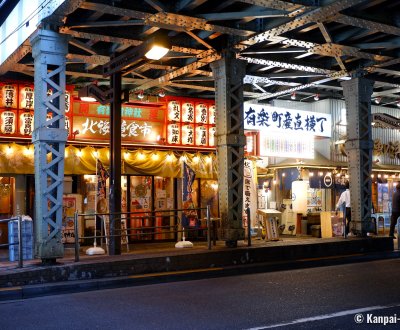 Yurakucho (Tokyo), Bars and restaurants under the Yamanote JR Line railway tracks