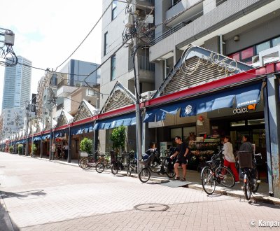 Tsukishima Monja Street (Tokyo), Monjayaki restaurants street