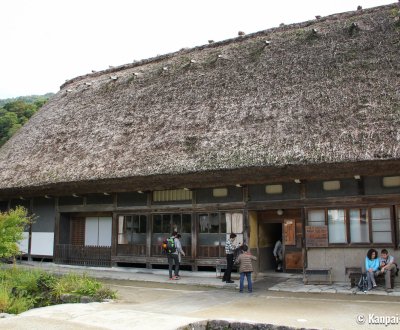 Wada House (Shirakawa-go), Entrance of the large thatched-roof house