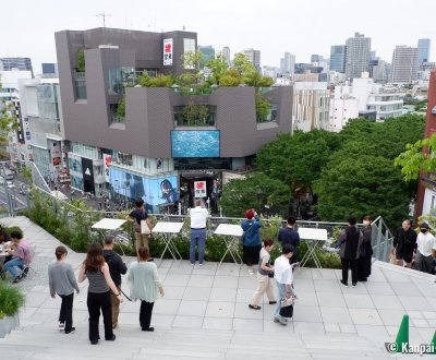 Tokyu Plaza Harajuku (Harakado), View on the Tokyu Plaza Omotesando (Omokado) from Harakado's terrace