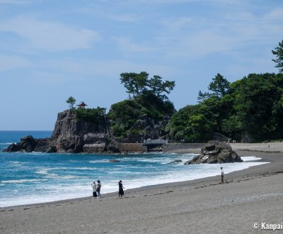 Katsurahama (Kochi), View of the crescent-shaped beach