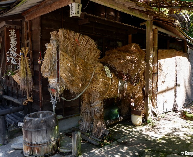 Stable in Tsumago on the Nakasendo Trail (Kiso Valley) Stable in Tsumago on the Nakasendo Trail (Kiso Valley)