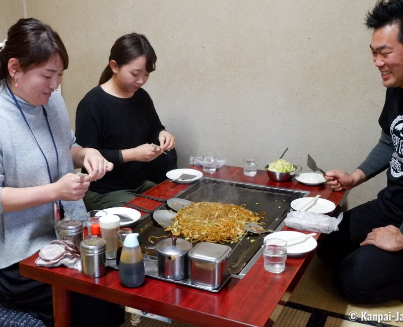 Yakisoba Noodles at restaurant Soba Jinenbou in Fujinomiya (Shizuoka) Yakisoba Noodles at restaurant Soba Jinenbou in Fujinomiya (Shizuoka)