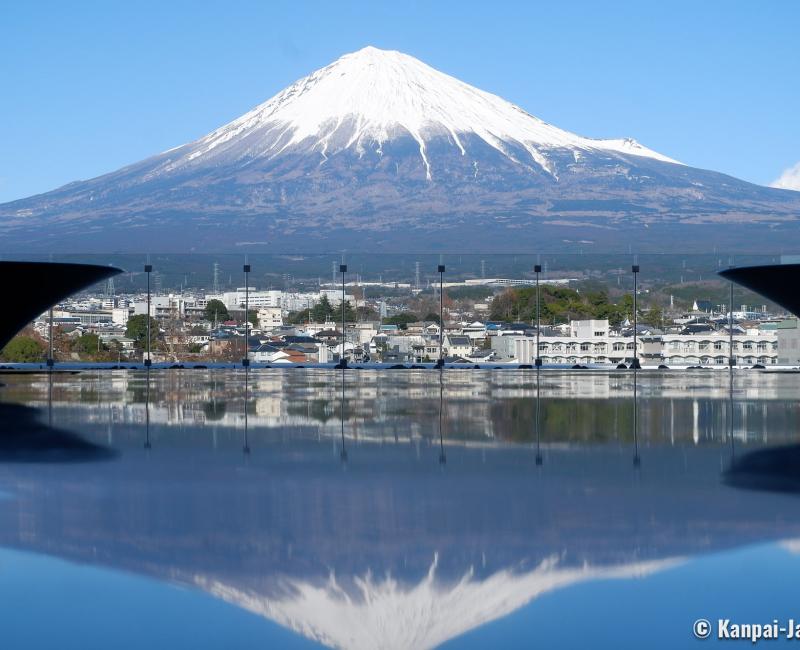 View on Mount Fuji from the Mt. Fuji World Heritage Centre (Shizuoka) 2 View on Mount Fuji from the Mt. Fuji World Heritage Centre (Shizuoka) 2