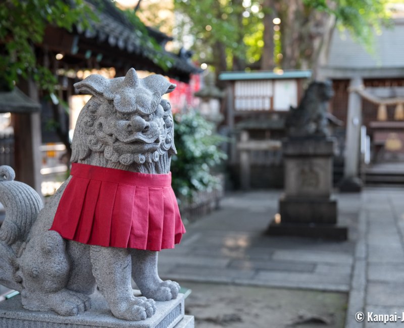 Shike-michi (Nagoya), Komainu statue at Sengen-jinja shrine Shike-michi (Nagoya), Komainu statue at Sengen-jinja shrine