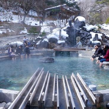 Sainokawara Park - The Steaming Outdoor Waters of Kusatsu