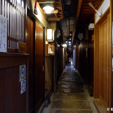 Pontocho - Typical and Historical Entertainment Alley in Kyoto