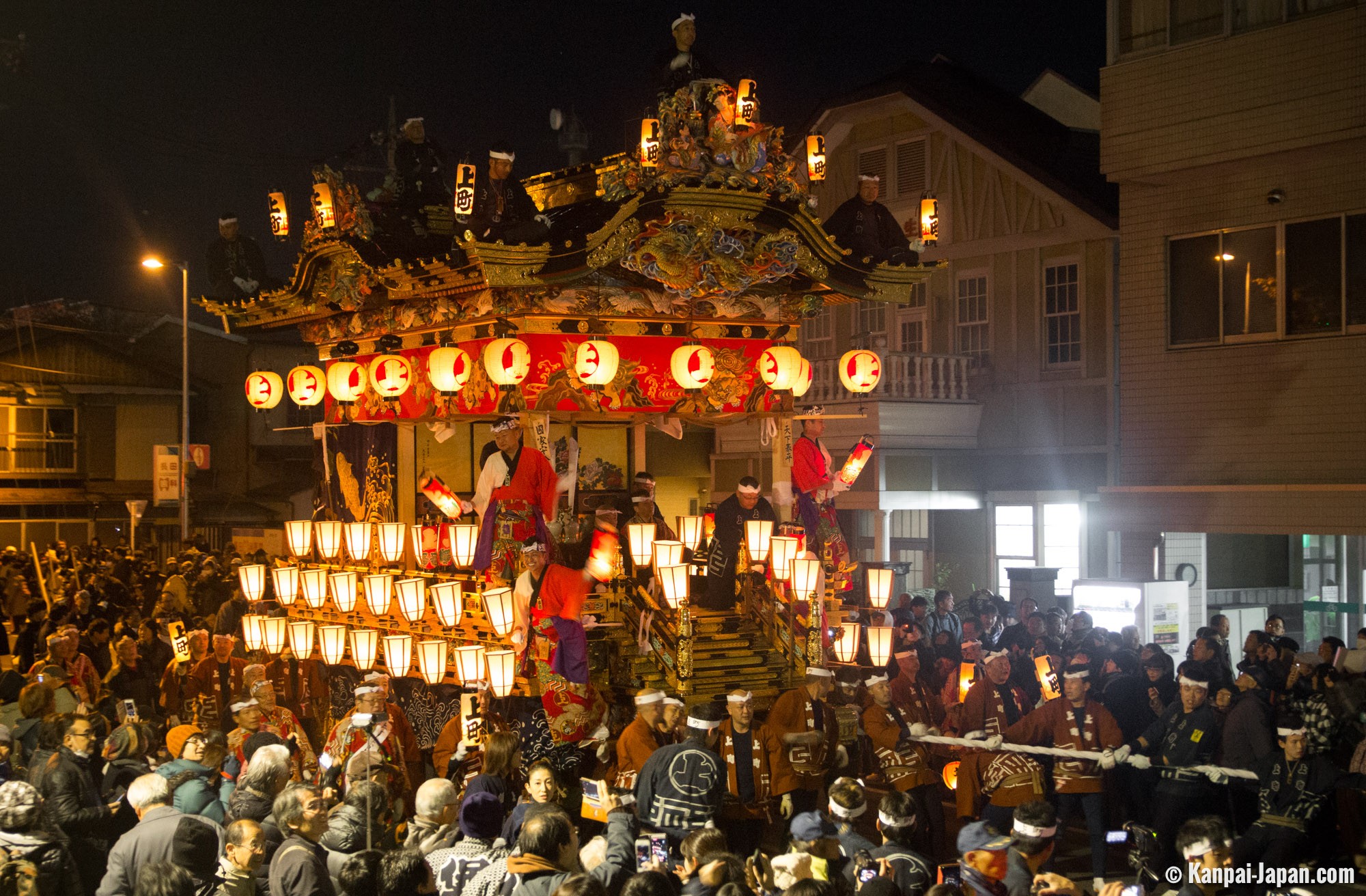 Chichibu Yomatsuri - One of the most beautiful night parades in Japan